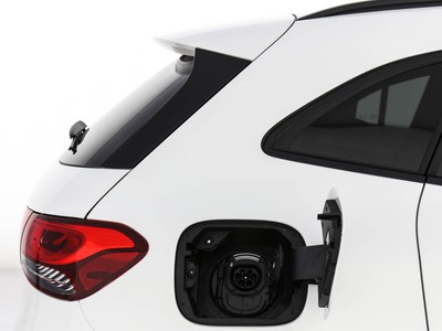 Mercedes-Benz GLA 250 e phev (eq-power) premium auto - 21