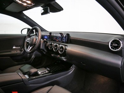 Mercedes-Benz Classe A 250 e phev (eq-power) business auto - 9