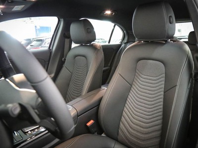 Mercedes-Benz Classe A 250 e phev (eq-power) business auto - 11