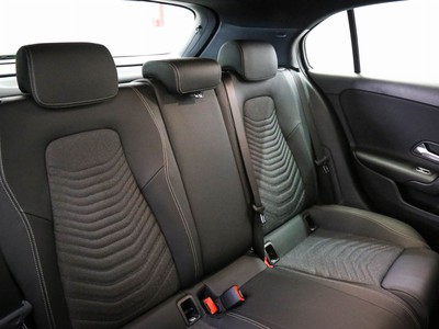 Mercedes-Benz Classe A 250 e phev (eq-power) business auto - 12