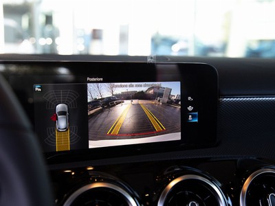 Mercedes-Benz Classe A 180 d sport auto - 17