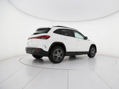 Mercedes-Benz EQA 250 premium plus - 4