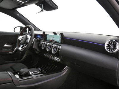 Mercedes-Benz Classe A 250 e phev (eq-power) premium auto - 11