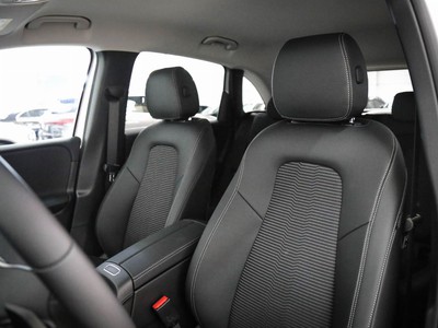 Mercedes-Benz Classe B 200 d sport plus auto - 11