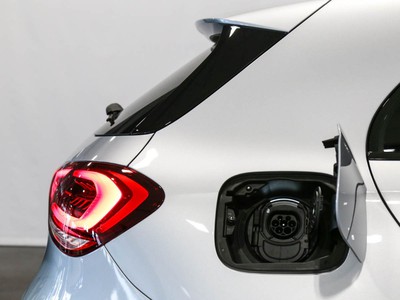 Mercedes-Benz Classe A 250 e phev (eq-power) premium auto - 19