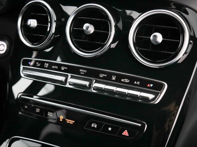 Mercedes-Benz GLC coupe 300 de phev (eq-power) premium 4matic auto - 17