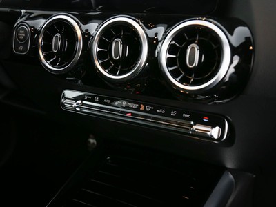 Mercedes-Benz Classe B 180 d premium auto - 17