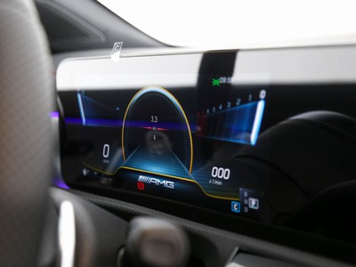 AMG CLA shooting brake 35 amg 4matic auto - 15