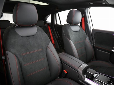 AMG GLA 35 amg 4matic auto - 12