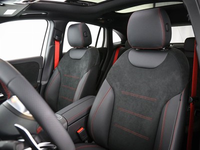 AMG GLA 35 amg 4matic auto - 13