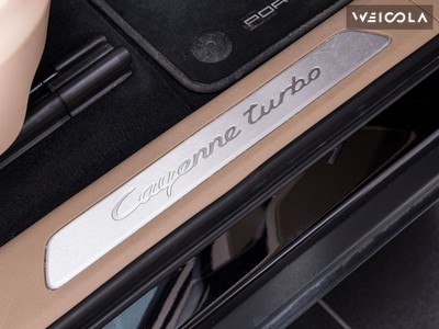 Porsche Cayenne 4.0 turbo tiptronic - 9